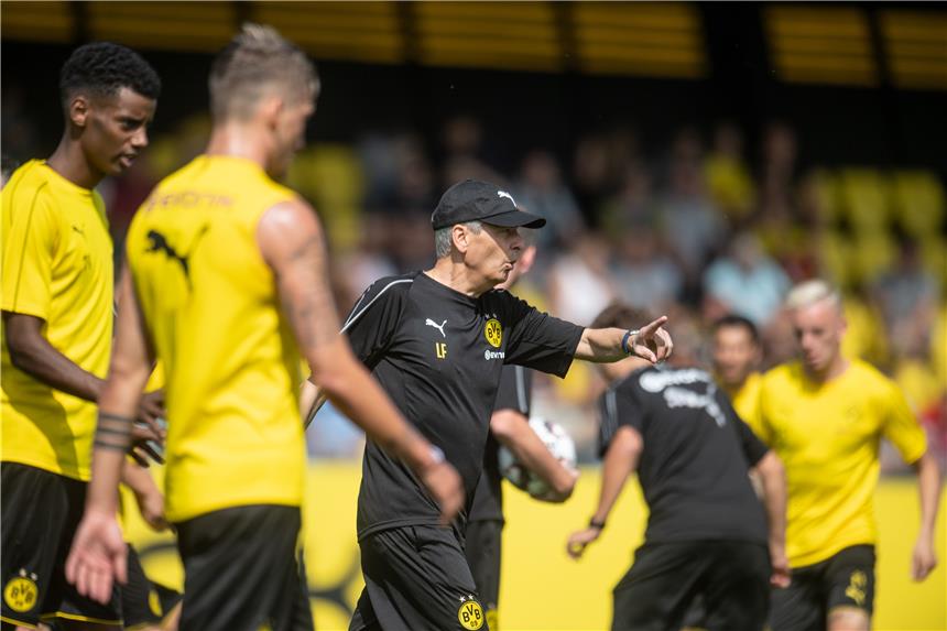 Ejercicio de entrenamiento del Borussia Dortmund